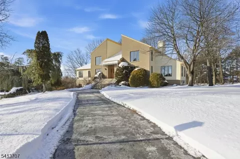 Exterior - 32 Sylvan Dr, Pine Brook, NJ 07058 photo 2 of 2