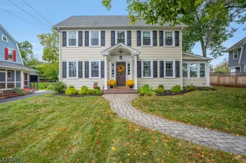 270 Altamont Pl, Somerville, NJ 08876