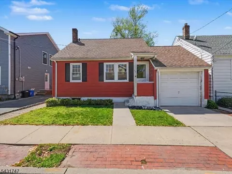 221 Ralph St, Belleville, NJ 07109