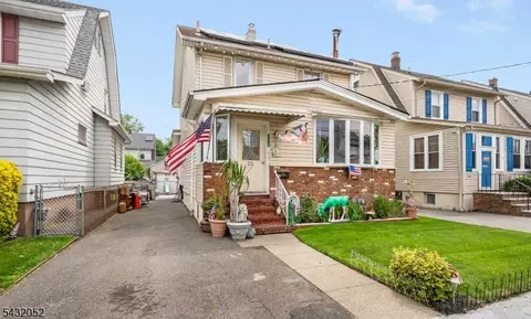 23 E 9th St, Clifton, NJ 07011