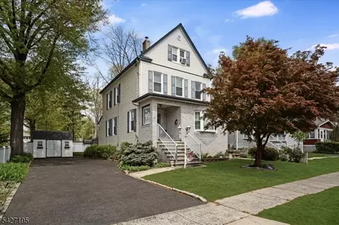 21 W Grant Ave, Roselle Park, NJ 07204