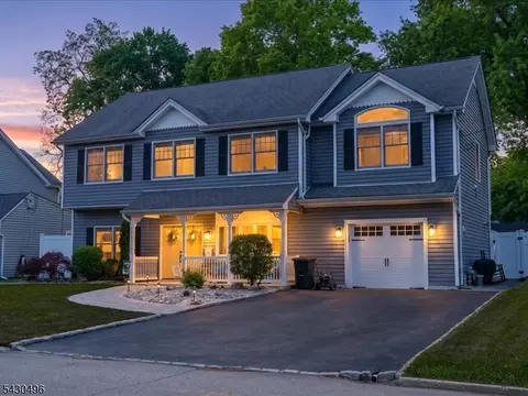 71 Bergen Dr, Little Falls Twp, NJ 07424