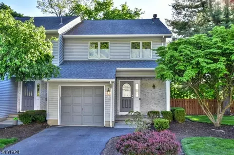 Exterior - 5 Hansen Pl, Wayne, NJ 07470 photo 3 of 7