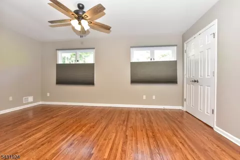 Bedroom - 5 Hansen Pl, Wayne, NJ 07470 photo 2 of 4
