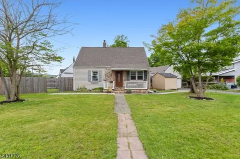 34 Decker Rd, Haskell, NJ 07420