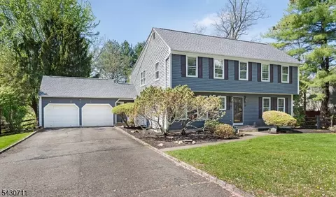 9 Langford Dr, Mendham Twp, NJ 07945