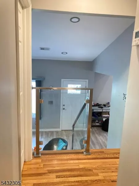Entry Way - 27 Alvin Ter, Springfield, NJ 07081 photo 1 of 2