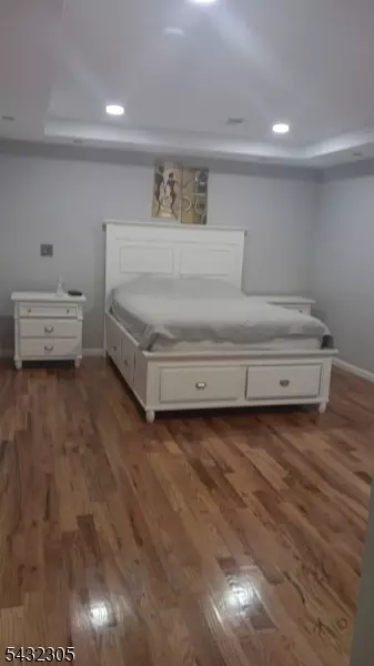 Bedroom - 27 Alvin Ter, Springfield, NJ 07081 photo 2 of 5