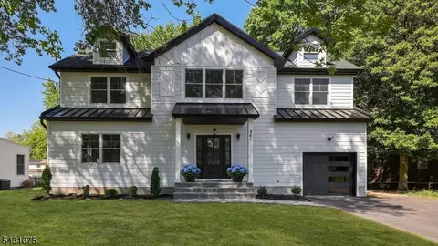 941 Beverly Dr, Westfield, NJ 07090