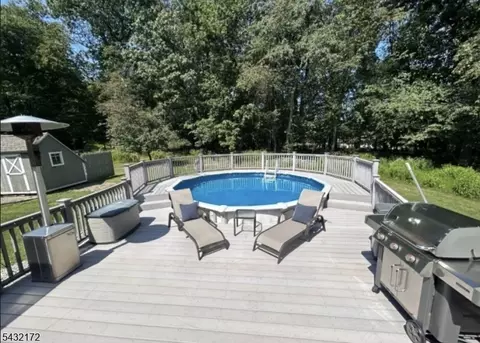 Exterior - 40 Rustic Trl, Flemington, NJ 08822 photo 4 of 4