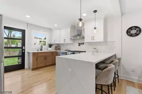 Kitchen - 474 Meisel Ave, Springfield, NJ 07081 photo 1 of 4