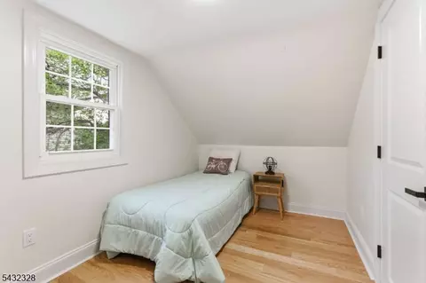 Bedroom - 474 Meisel Ave, Springfield, NJ 07081 photo 4 of 4