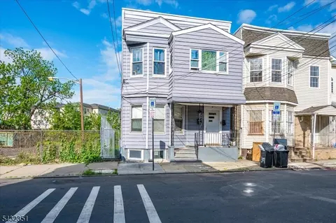 37 Blum St, Newark, NJ 07103