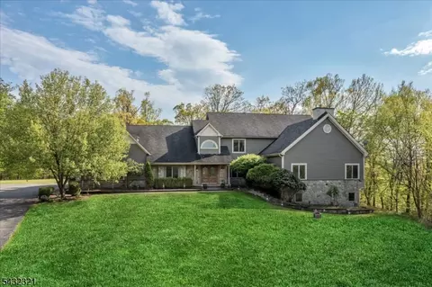 65 Gunn Rd, Branchville, NJ 07826