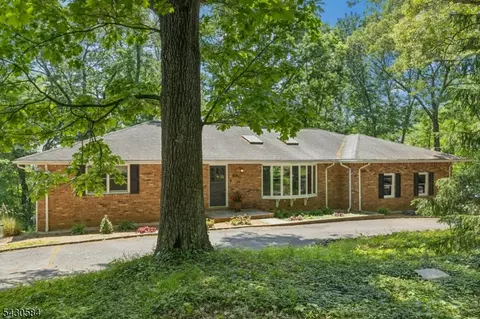 783 Long Hill Rd, Long Hill, NJ 07933