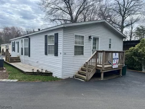 600 Pulis Ave #113, Mahwah, NJ 07430