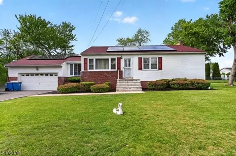 153 Ellen St, Somerset, NJ 08873
