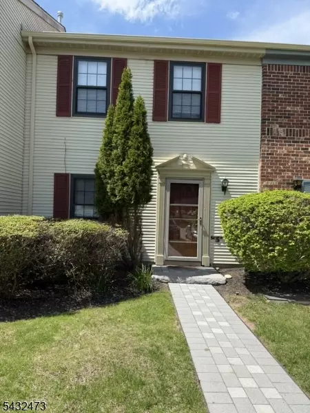 464 Harwick Ct, Piscataway, NJ 08854