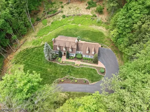 13 Hamden Rd, Flemington, NJ 08822