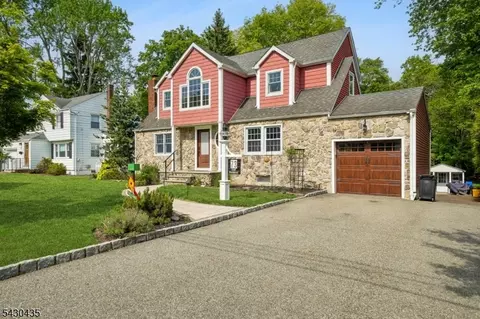 73 The Fairway, Cedar Grove, NJ 07009