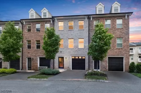 102 Abbe Rd, Little Falls Twp, NJ 07424