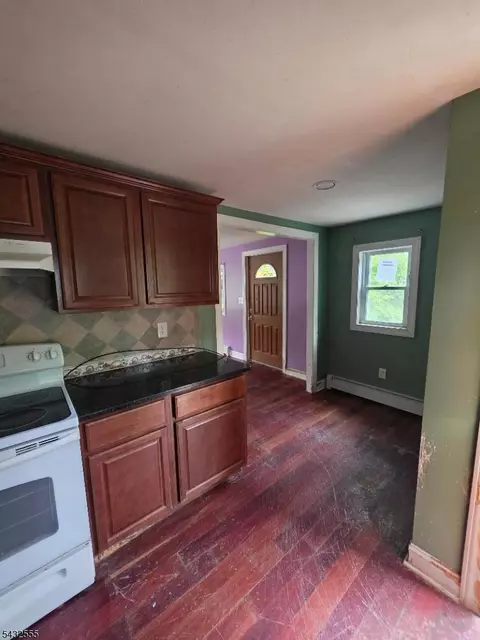 11 Oak St, Haskell, NJ 07420 photo 3