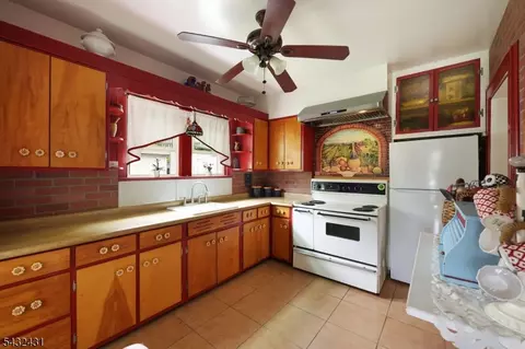 Kitchen - 1115 Central Ave, Plainfield, NJ 07060 photo 1 of 2