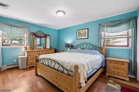 Bedroom - 112 Pitt Rd, Springfield, NJ 07081 photo 3 of 5
