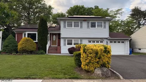 112 Pitt Rd, Springfield, NJ 07081