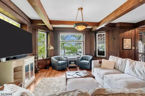 Living - 497 Windemere Ave, Mount Arlington, NJ 07856 photo 3 of 4