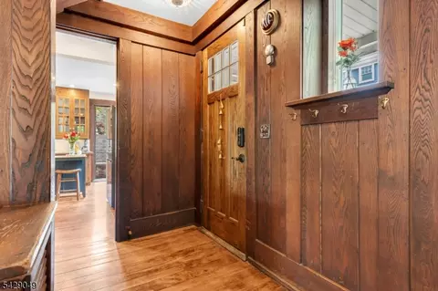 Entry Way - 497 Windemere Ave, Mount Arlington, NJ 07856 photo 2 of 8