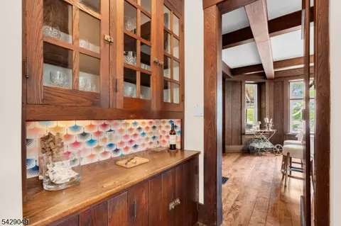 Entry Way - 497 Windemere Ave, Mount Arlington, NJ 07856 photo 1 of 8