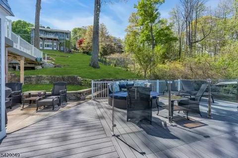 Exterior - 497 Windemere Ave, Mount Arlington, NJ 07856 photo 6 of 7