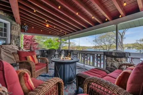 Exterior - 497 Windemere Ave, Mount Arlington, NJ 07856 photo 7 of 7
