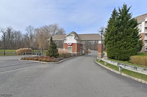 5206 Warrens Way #5206, Wanaque, NJ 07465