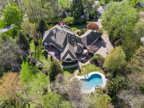 110 Chelsea, Watchung, NJ 07069