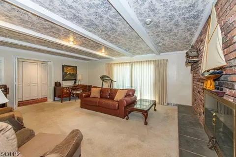 174 Pines Lake Dr E, Wayne, NJ 07470 photo 6
