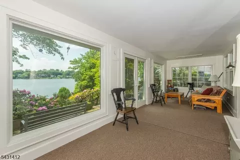 174 Pines Lake Dr E, Wayne, NJ 07470 photo 10