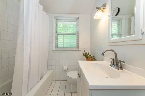 174 Pines Lake Dr E, Wayne, NJ 07470 photo 30