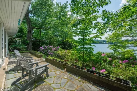 174 Pines Lake Dr E, Wayne, NJ 07470 photo 17