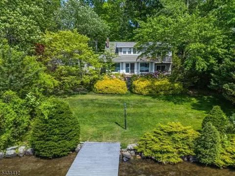 174 Pines Lake Dr E, Wayne, NJ 07470 photo 39