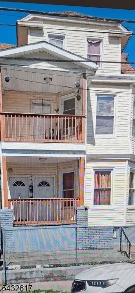 774 E 22nd St, Paterson, NJ 07513