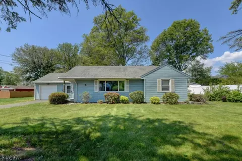 68 Comly Rd, Lincoln Park, NJ 07035