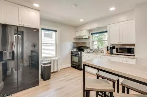 278 High St, Hackensack, NJ 07601 photo 2
