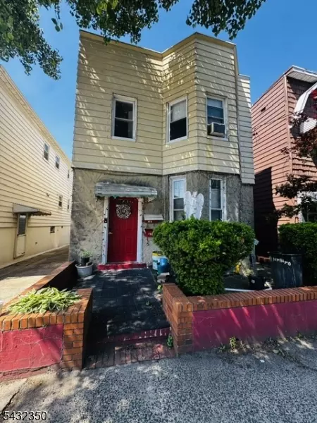 133 Pamrapo Ave, Jersey City, NJ 07305