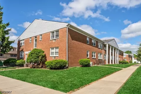 565 Grove St UNIT E10, Clifton, NJ 07013