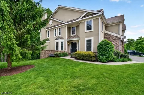 56 Glattly Dr, Denville, NJ 07834