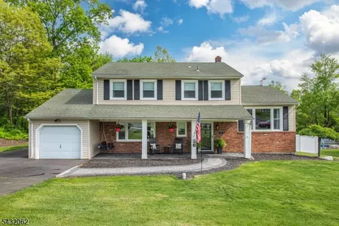 14 Queens Rd, Rockaway, NJ 07866