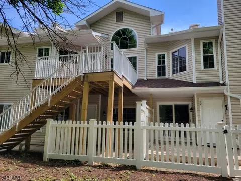 13 Encampment Drive Ondo, Bedminster, NJ 07921