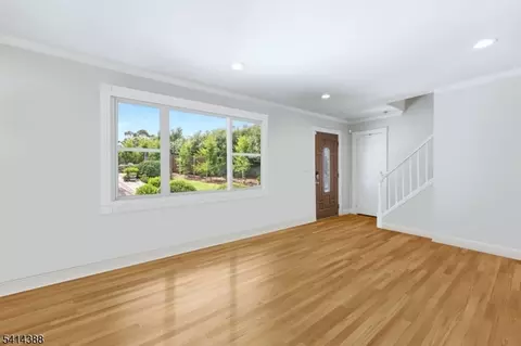 Living - 95 Cedar Ave, Hackensack, NJ 07601 photo 3 of 4